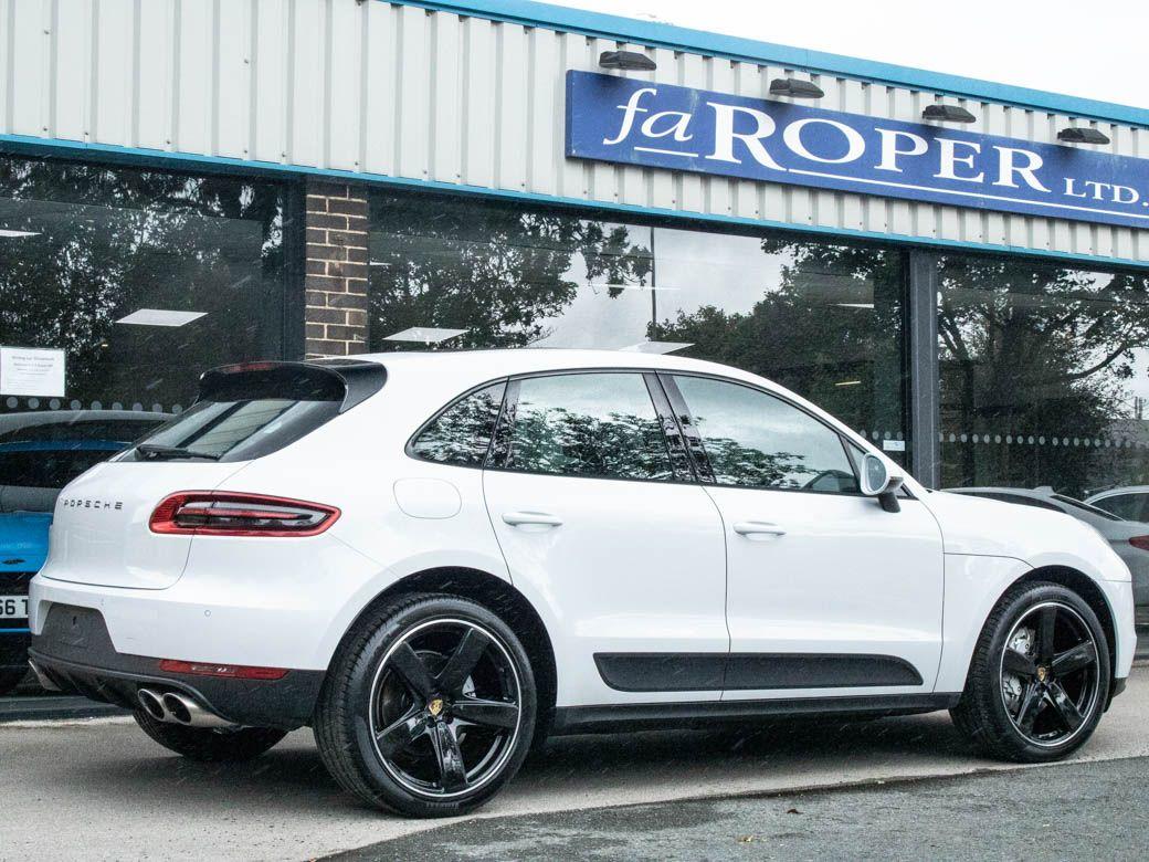 Porsche Macan 3.0 V6 S PDK Estate Petrol Carrara White Metallic