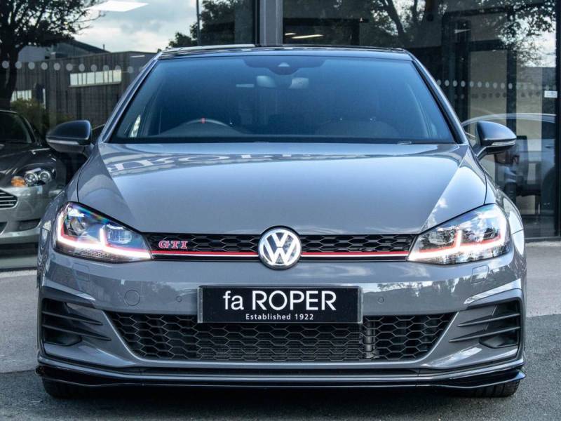 Volkswagen Golf   Registered:2019(19)