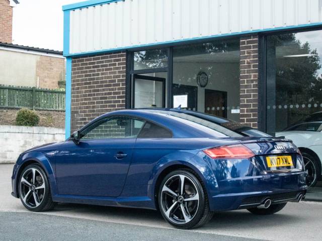 2017 Audi TT Coupe 2.0T FSI quattro Black Edition S tronic