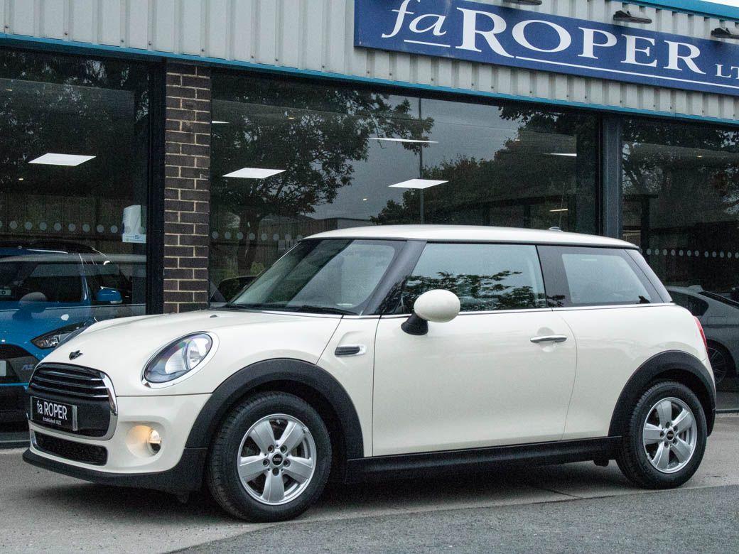 Mini Hatchback 1.2 ONE (Pepper Pack) Hatchback Petrol Pepper White