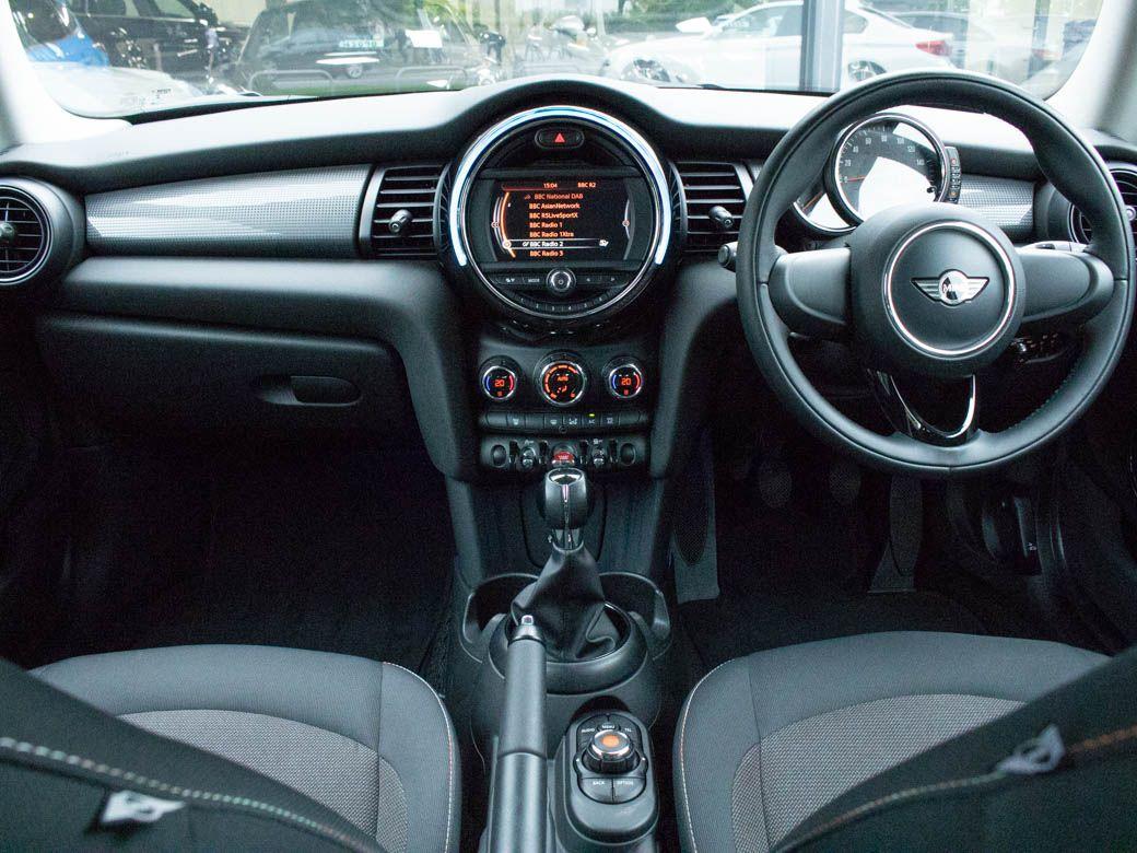 Mini Hatchback 1.2 ONE (Pepper Pack) Hatchback Petrol Pepper White