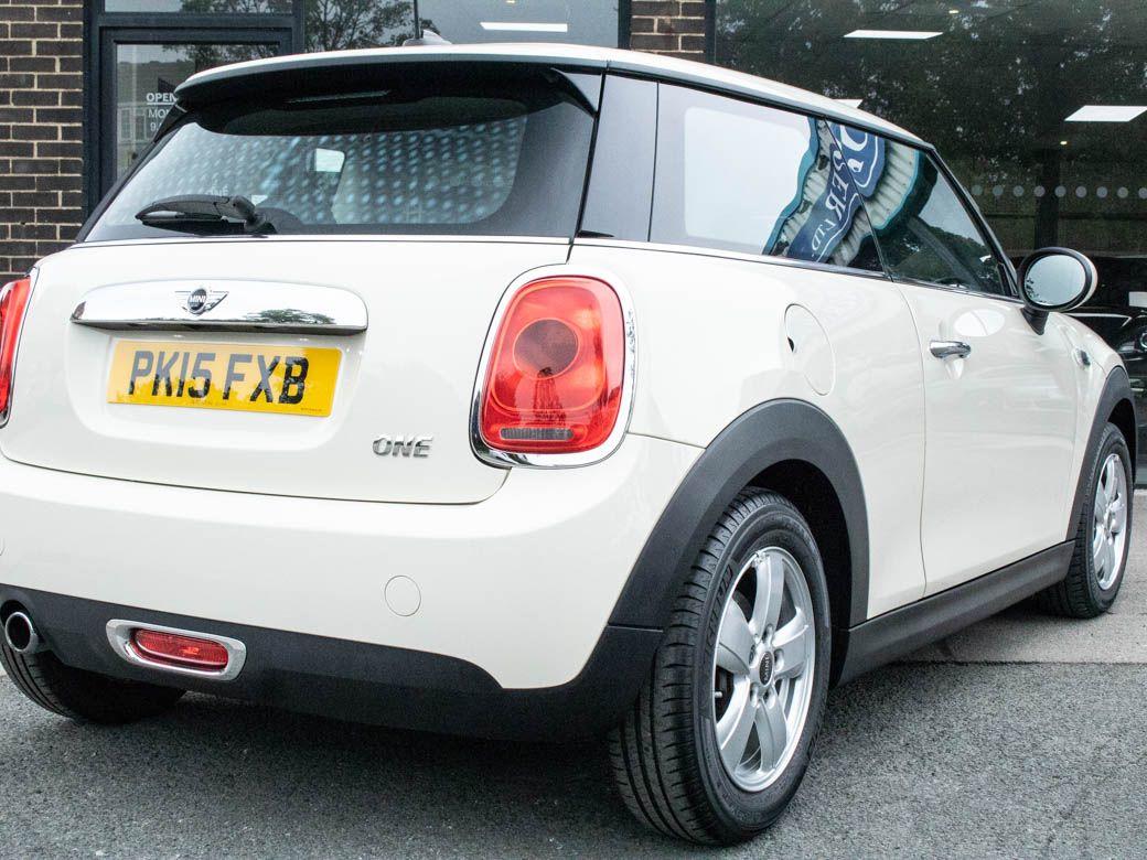 Mini Hatchback 1.2 ONE (Pepper Pack) Hatchback Petrol Pepper White