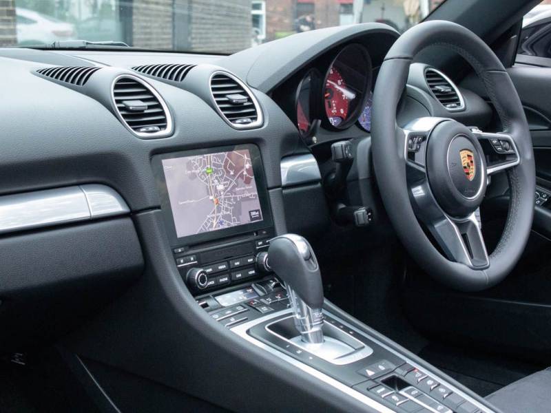 Porsche Boxster   Registered:2019(19)