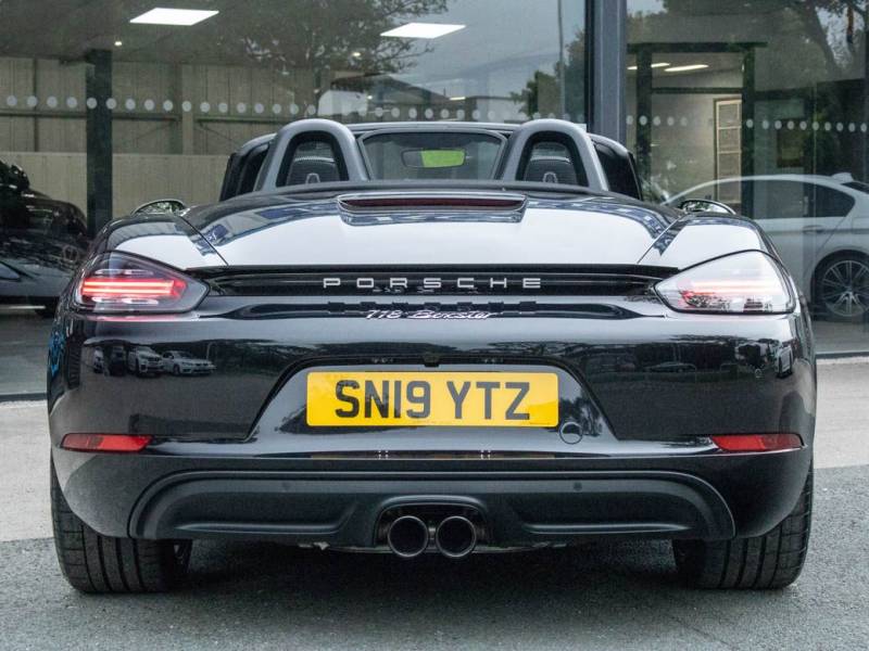 Porsche Boxster   Registered:2019(19)