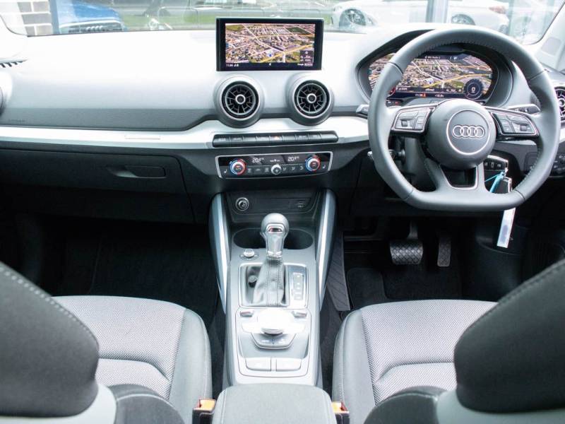 Audi Q2   Registered:2019(19)