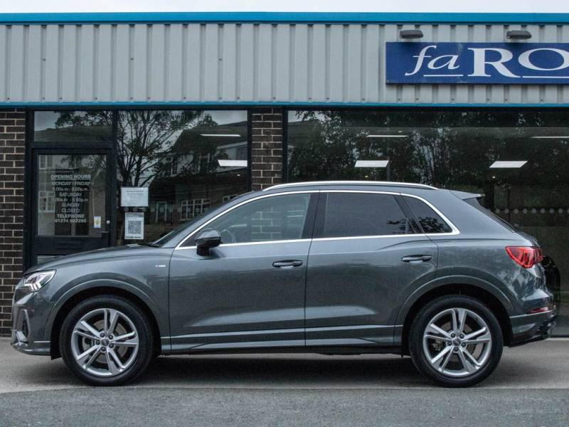 Audi Q3   Registered:2019(68)