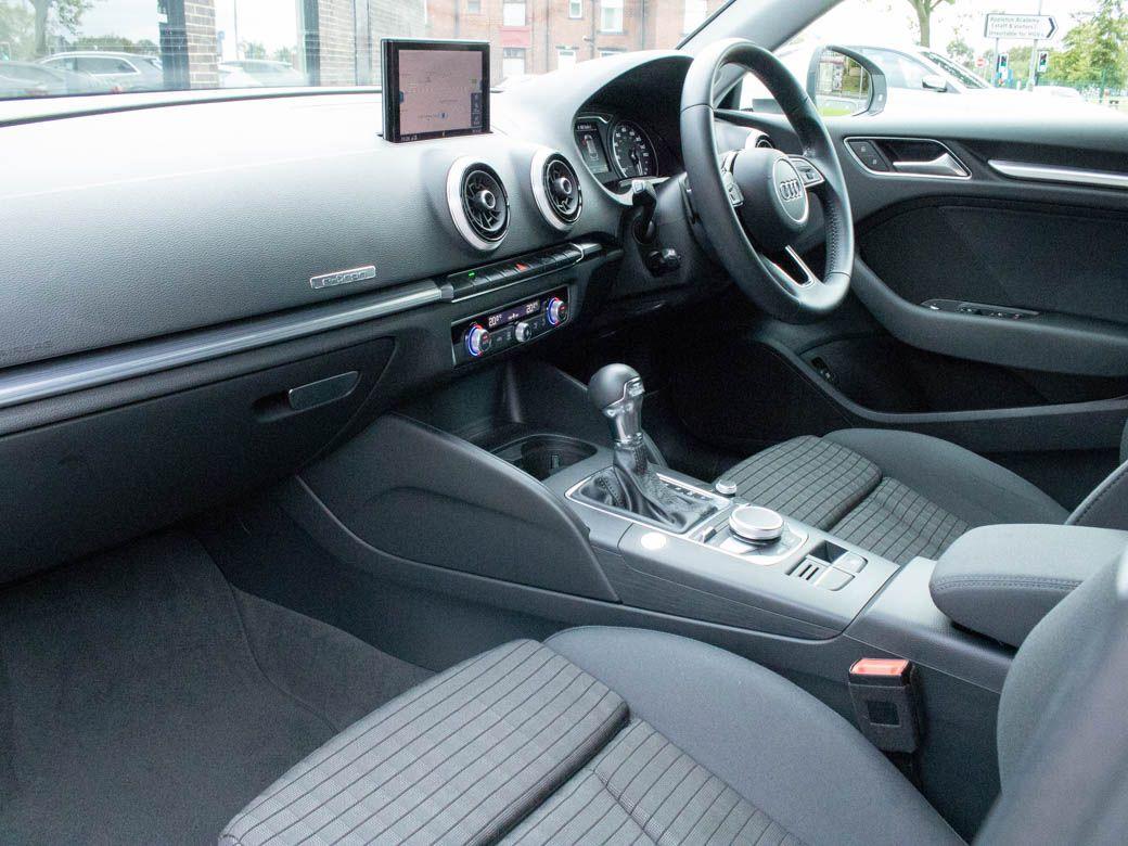 Audi A3 Sportback 1.4 TFSI e-Tron S tronic PHEV Hatchback Petrol / Electric Hybrid Ibis White