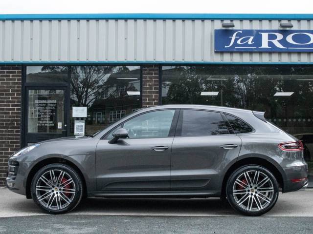 2015 Porsche Macan 3.6 Turbo AWD PDK 400ps