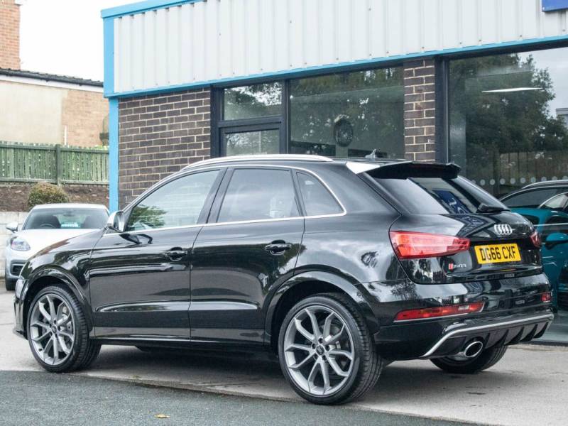 Audi RS Q3   Registered:2016(66)