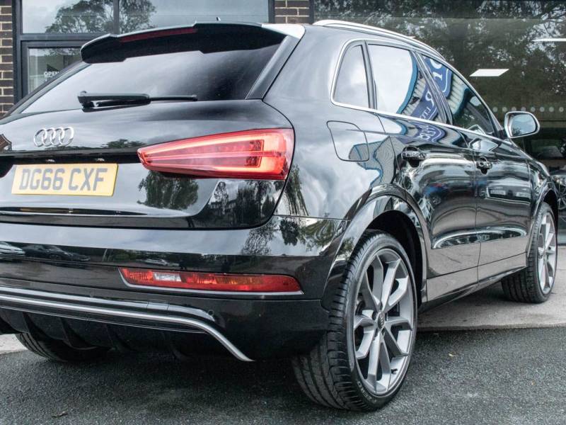 Audi RS Q3   Registered:2016(66)