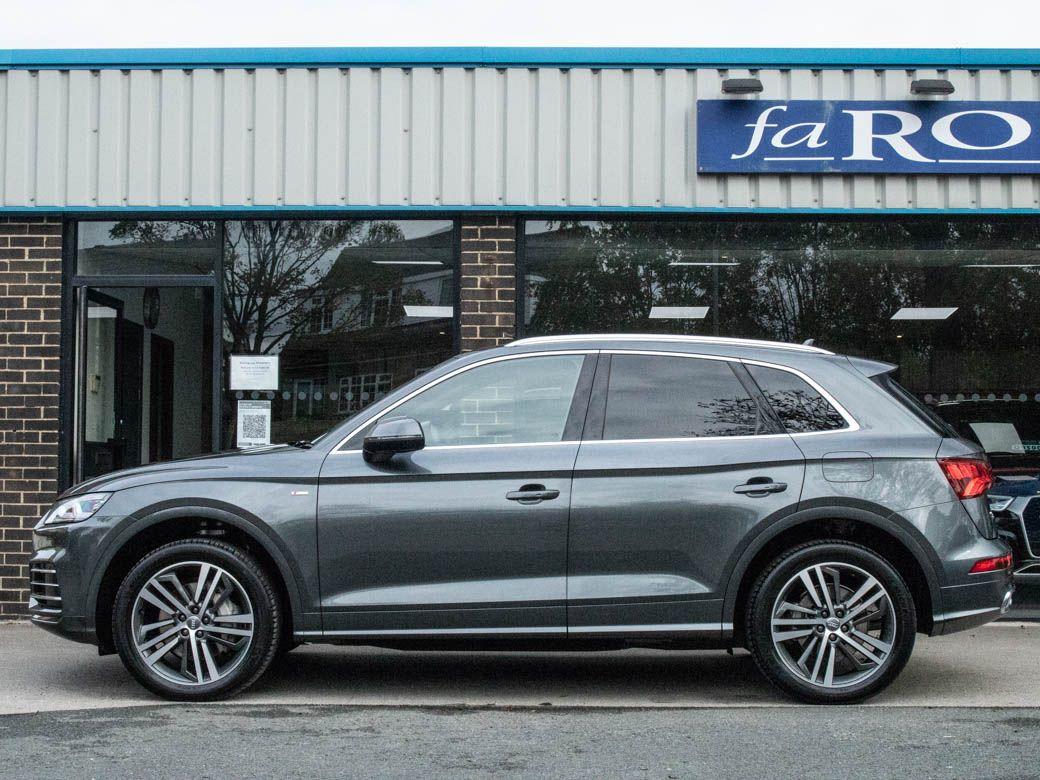 Audi Q5 2.0 55 TFSI e quattro S Line Competition S-tronic Estate Petrol / Electric Hybrid Daytona Grey Metallic