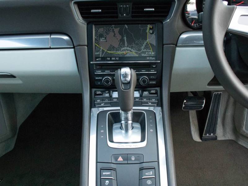 Porsche 911   Registered:2013(13)