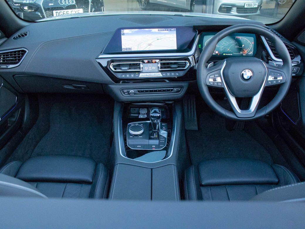 BMW Z4 2.0 sDrive 20i Sport Auto 197hp Convertible Petrol Mineral White Metallic