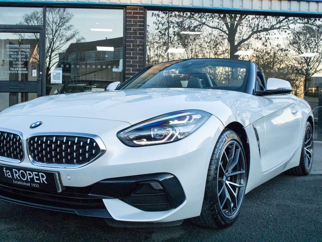 BMW Z4 2.0 sDrive 20i Sport Auto 197hp Convertible Petrol Mineral White Metallic