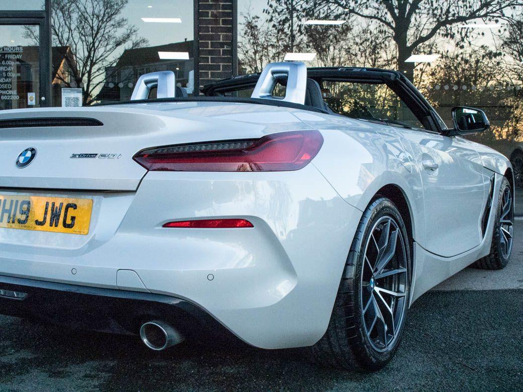 BMW Z4 2.0 sDrive 20i Sport Auto 197hp Convertible Petrol Mineral White Metallic