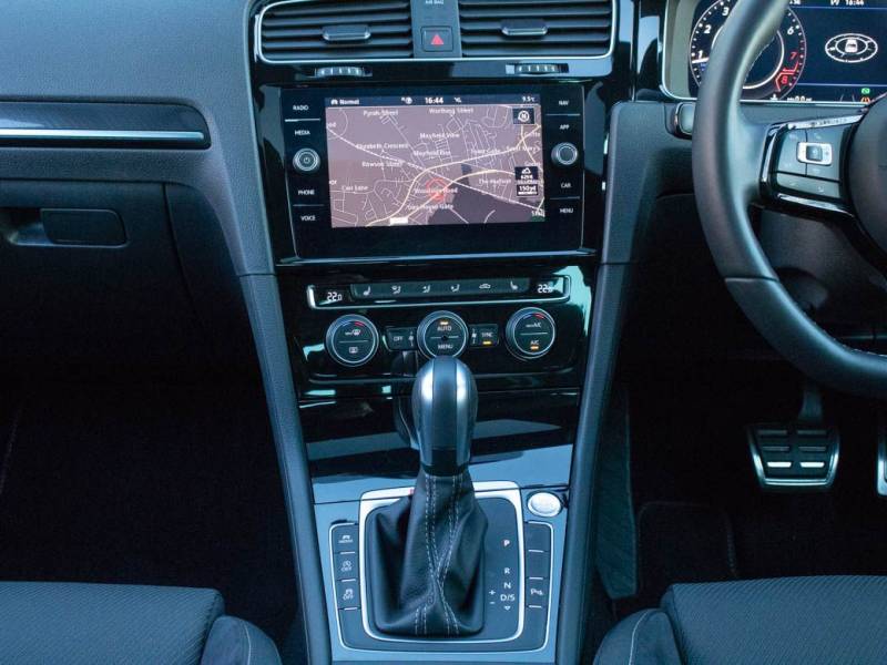 Volkswagen Golf   Registered:2020(20)