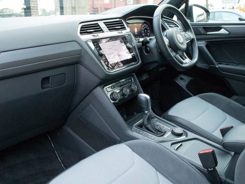 Volkswagen Tiguan Allspace   Registered:2019(19)