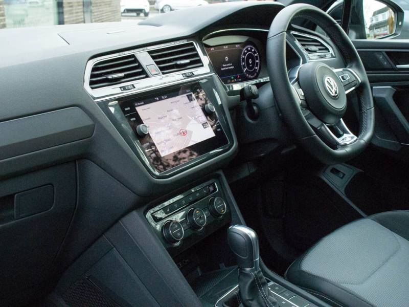 Volkswagen Tiguan Allspace   Registered:2019(19)