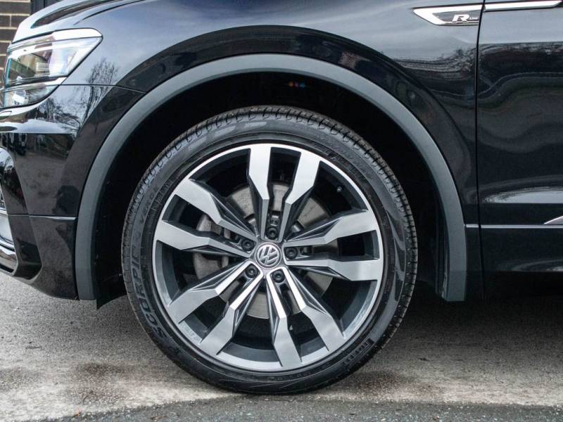 Volkswagen Tiguan Allspace   Registered:2019(19)