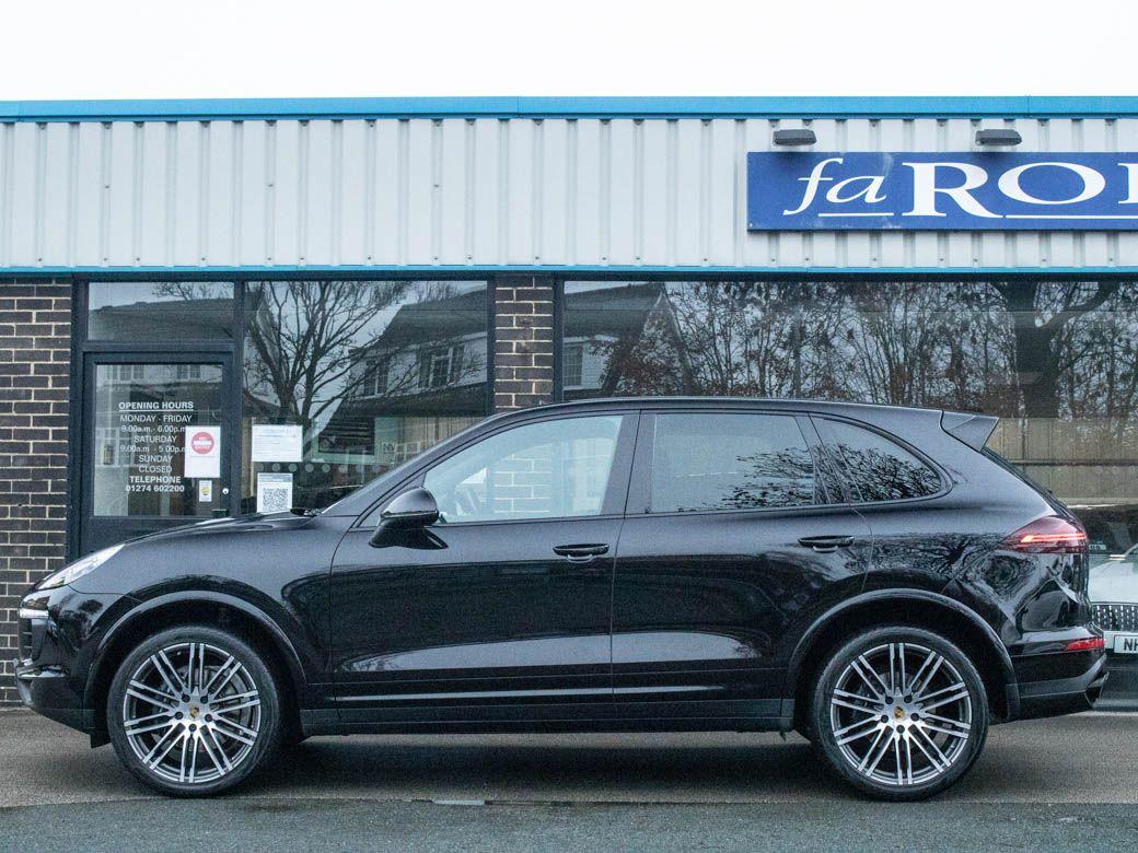 Porsche Cayenne 3.0 TD Platinum Edition Tiptronic S Estate Diesel Jet Black Metallic