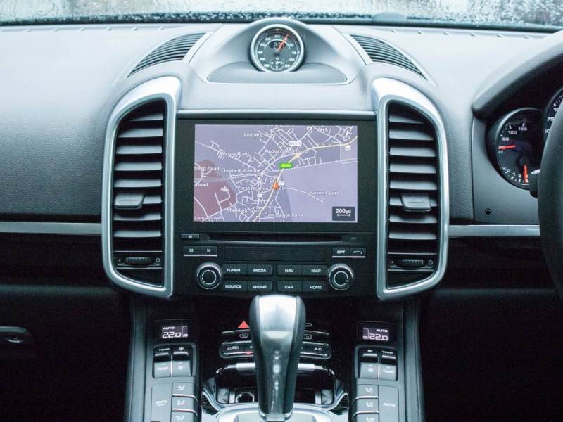 Porsche Cayenne   Registered:2016(66)