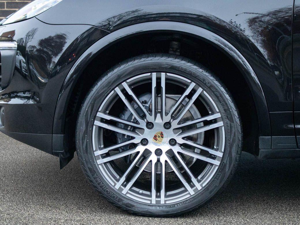 Porsche Cayenne 3.0 TD Platinum Edition Tiptronic S Estate Diesel Jet Black Metallic