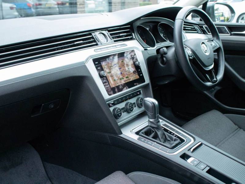 Volkswagen Passat   Registered:2018(68)