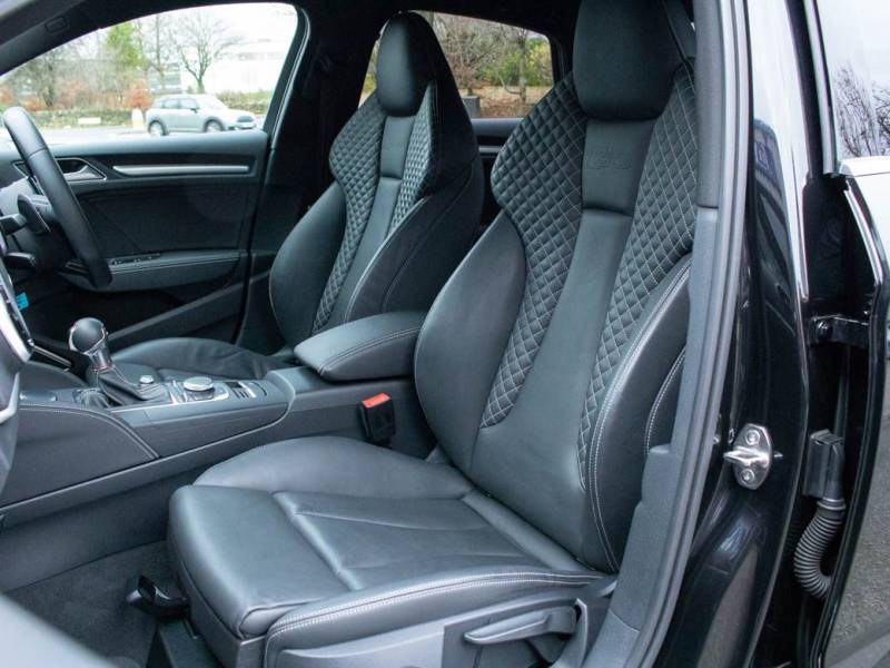 Audi A3   Registered:2014(14)