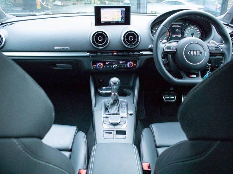 Audi A3   Registered:2014(14)