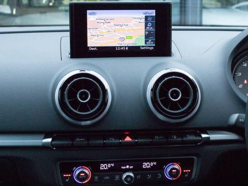 Audi A3   Registered:2014(14)