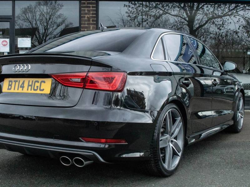 Audi A3   Registered:2014(14)