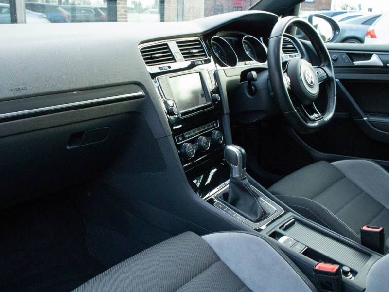 Volkswagen Golf   Registered:2017(66)