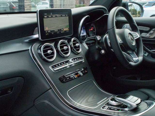 2017 Mercedes-Benz GLC Coupe 3.0 GLC 350d 4MATIC AMG Line Premium Plus 9G-tronic