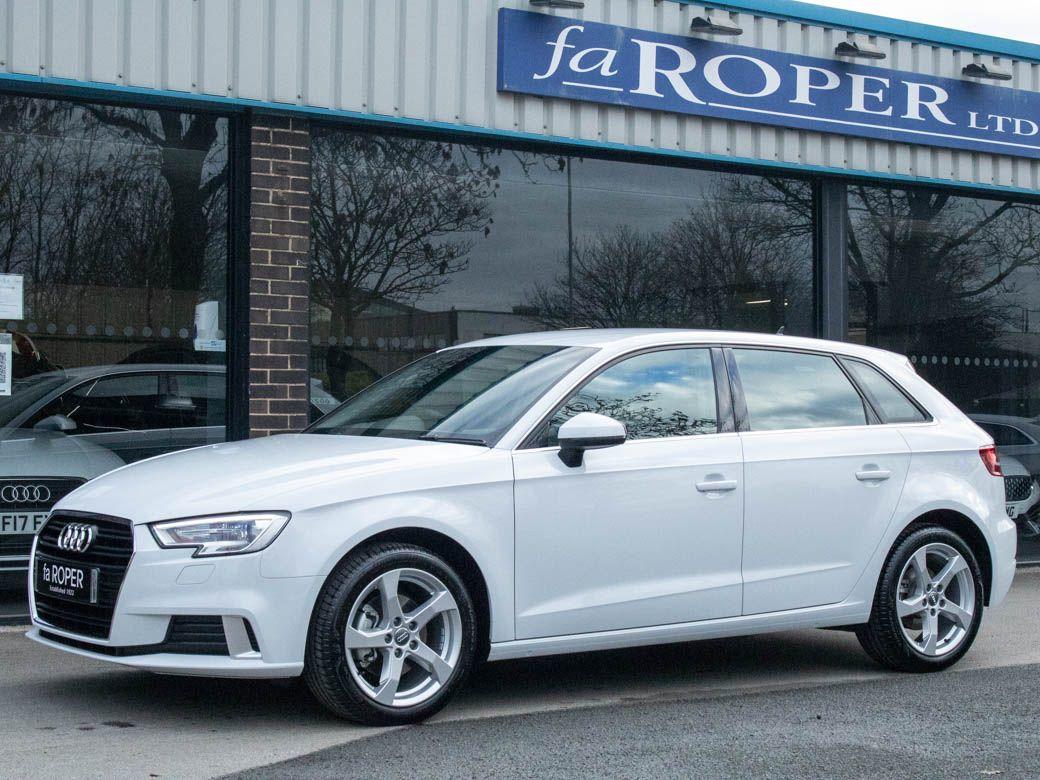 Audi A3 Sportback 35 1.5 TFSI Sport 5 door 150ps Hatchback Petrol Glacier White Metallic