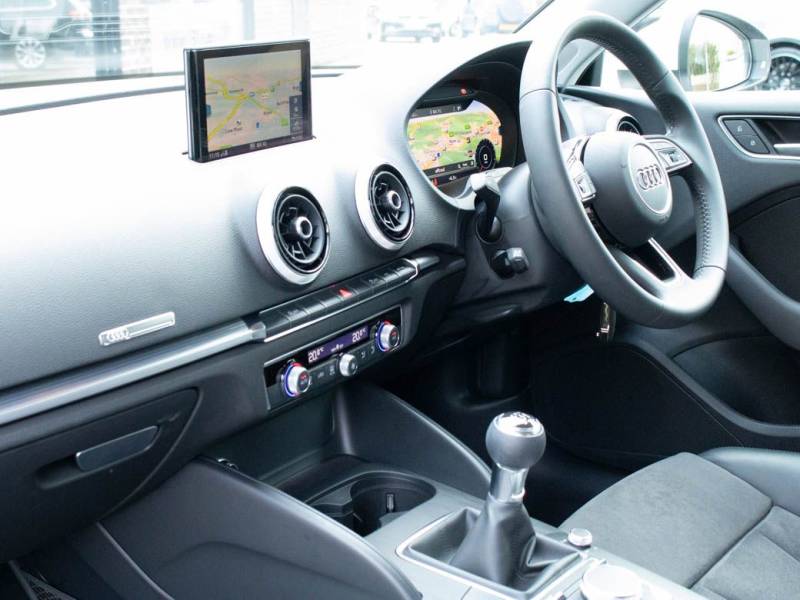 Audi A3   Registered:2019(68)