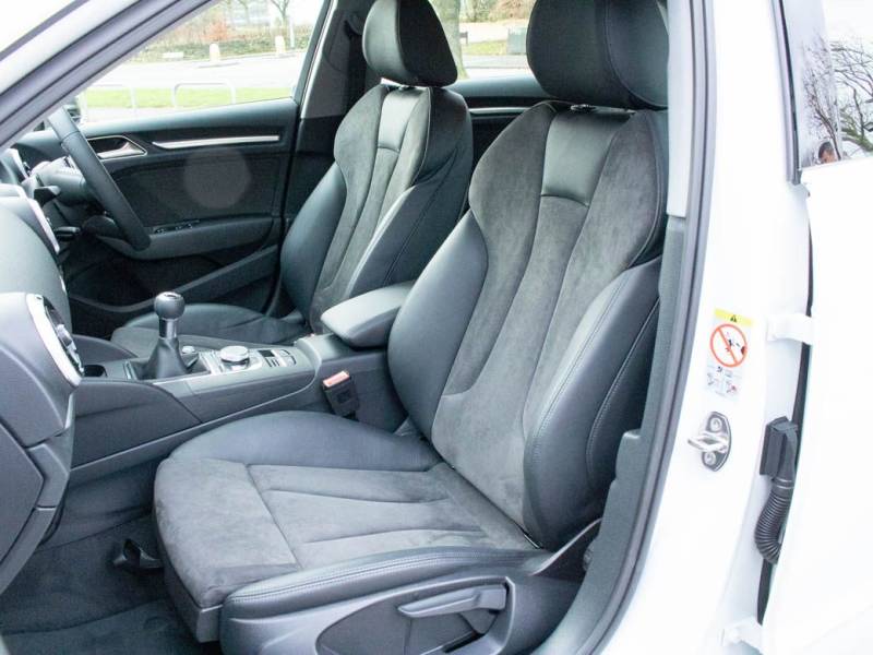 Audi A3   Registered:2019(68)