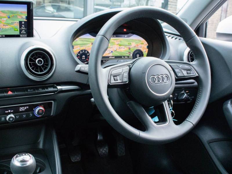 Audi A3   Registered:2019(68)