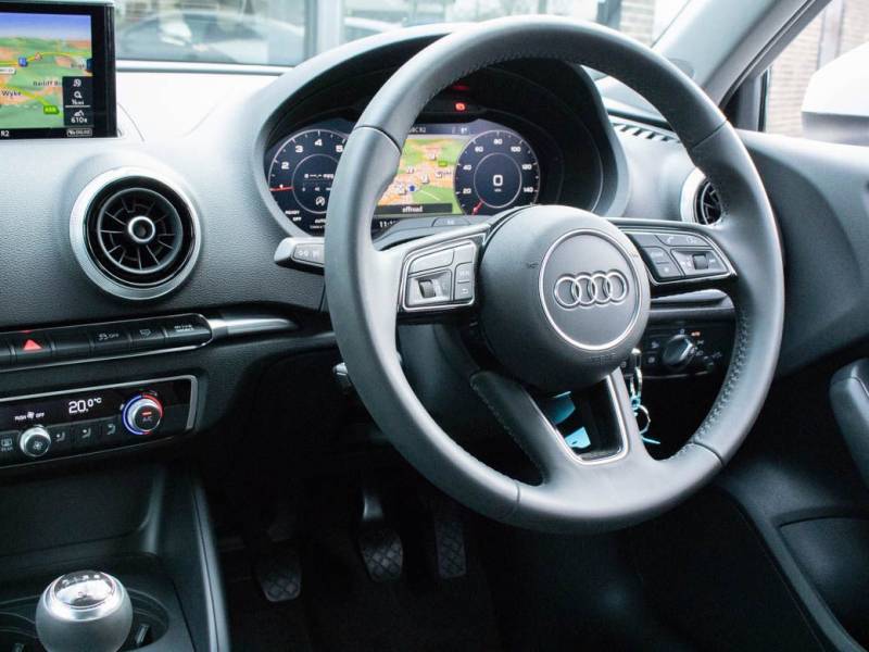 Audi A3   Registered:2019(68)