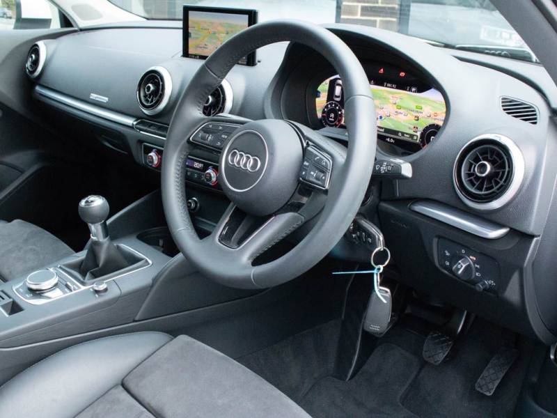 Audi A3   Registered:2019(68)
