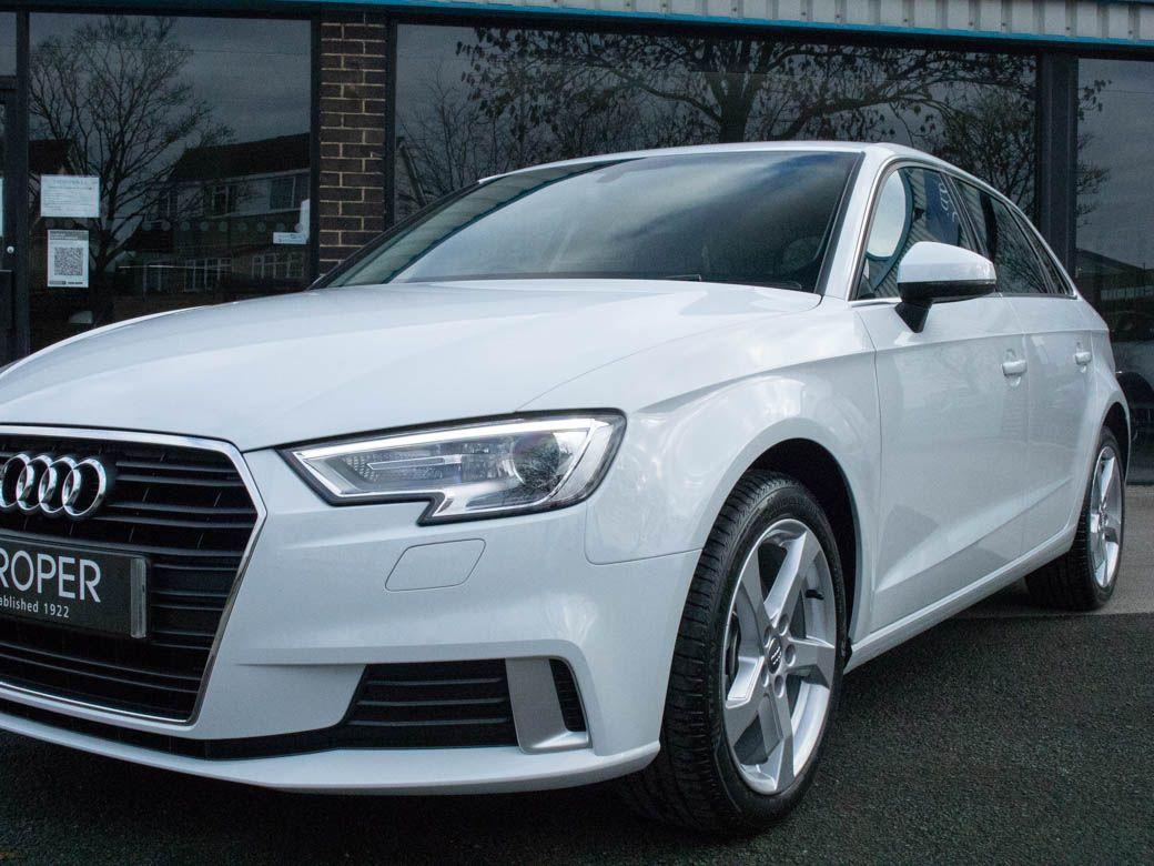 Audi A3 Sportback 35 1.5 TFSI Sport 5 door 150ps Hatchback Petrol Glacier White Metallic