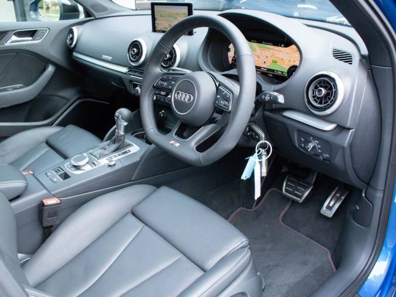 Audi A3   Registered:2020(20)