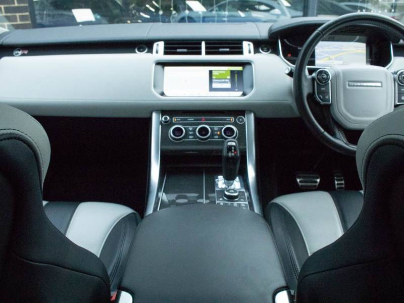 Land Rover Range Rover Sport   Registered:2017(17)