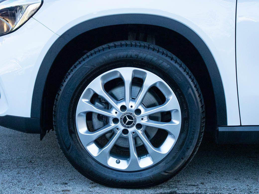 Mercedes-Benz GLA 1.6 GLA 200 SE Auto Estate Petrol Polar White