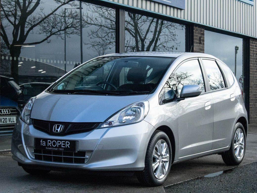 Honda Jazz 1.4 i-VTEC ES 5 door CVT Auto Hatchback Petrol Alabaster Silver Metallic