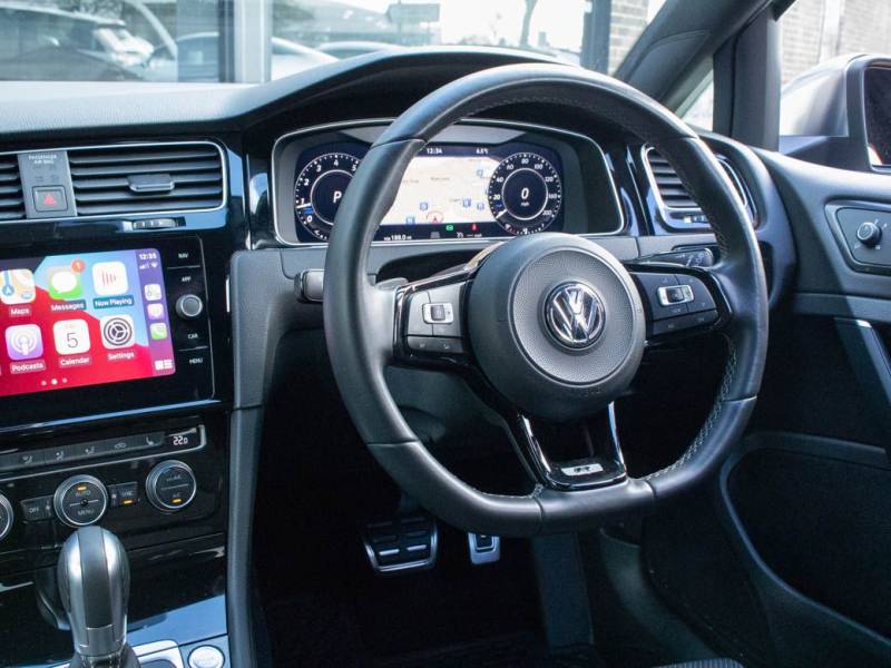 Volkswagen Golf   Registered:2019(19)