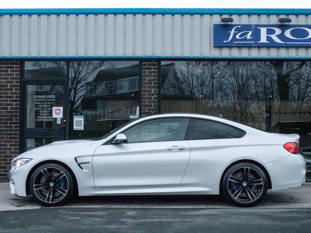 BMW M4 M4 3.0 Coupe DCT Coupe Petrol Mineral White Metallic