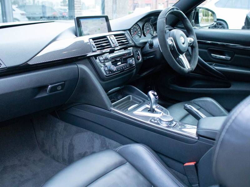 BMW M4   Registered:2015(15)