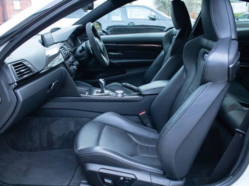 BMW M4   Registered:2015(15)