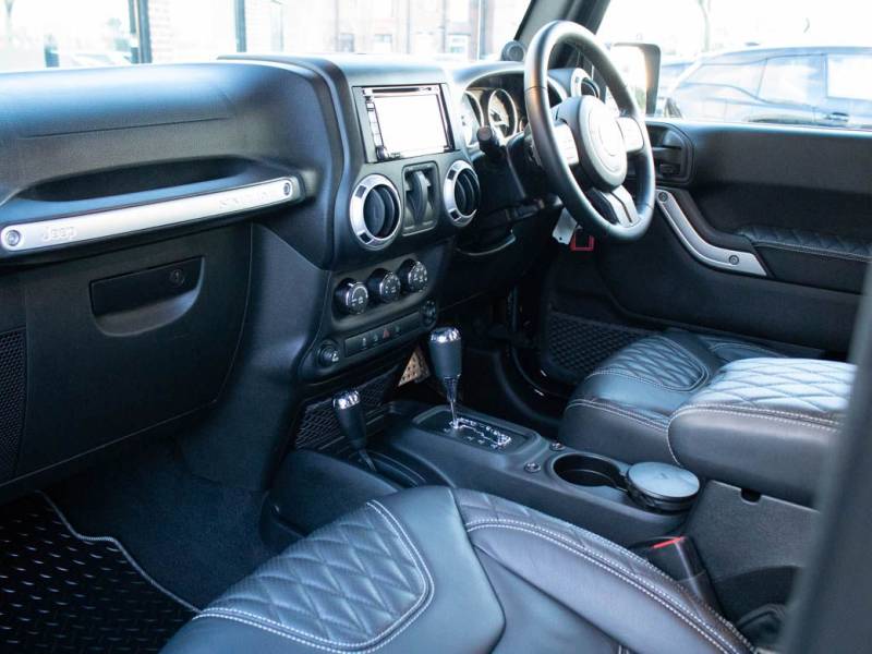 Jeep Wrangler   Registered:2014(64)