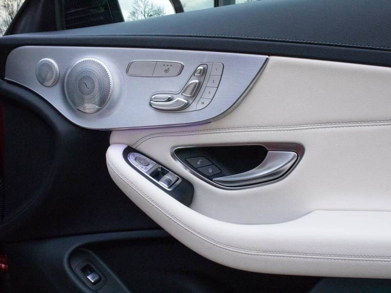 Mercedes Benz C Class   Registered:2019(19)